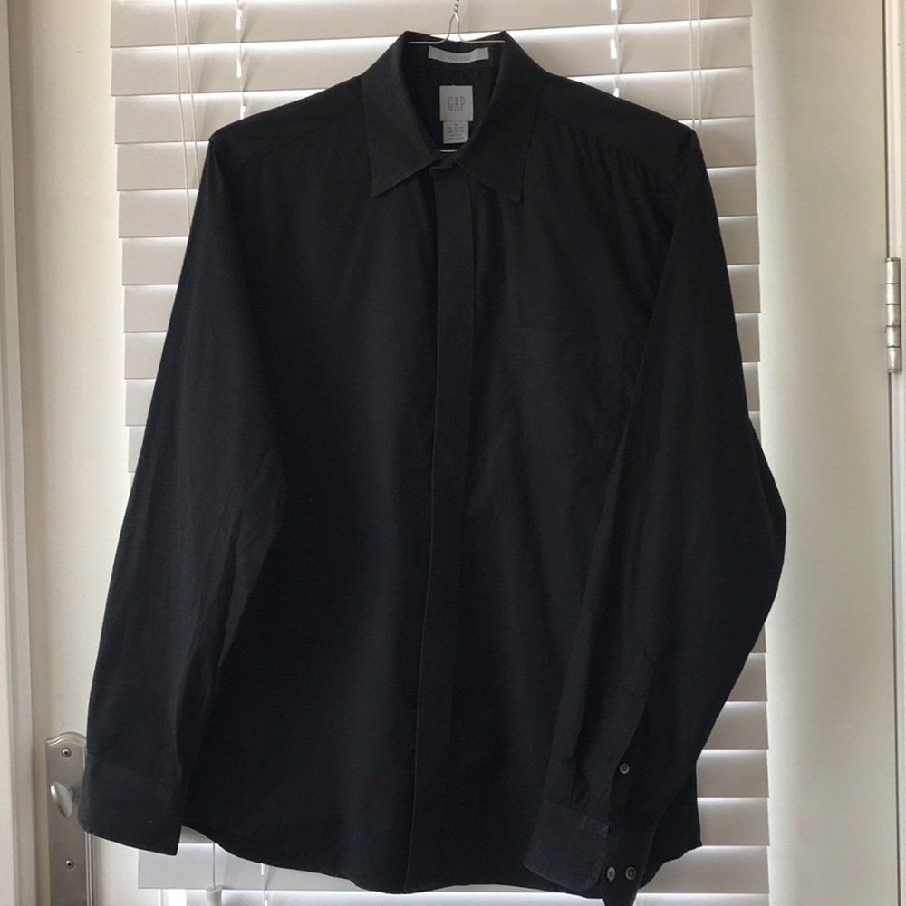 Gap Fitted Dress Shirt